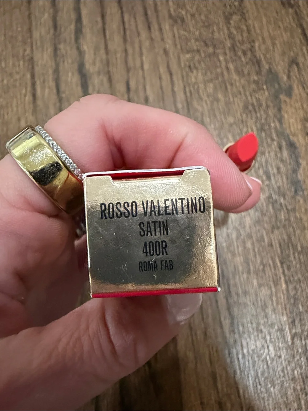 Valentino Rosso Satin Lipstick 400R Roma Fab